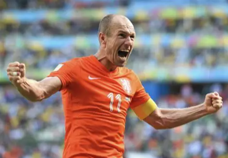 2026世界杯：罗本神话再现！回顾2014年那场颠覆世界杯历史的“电动表演”
